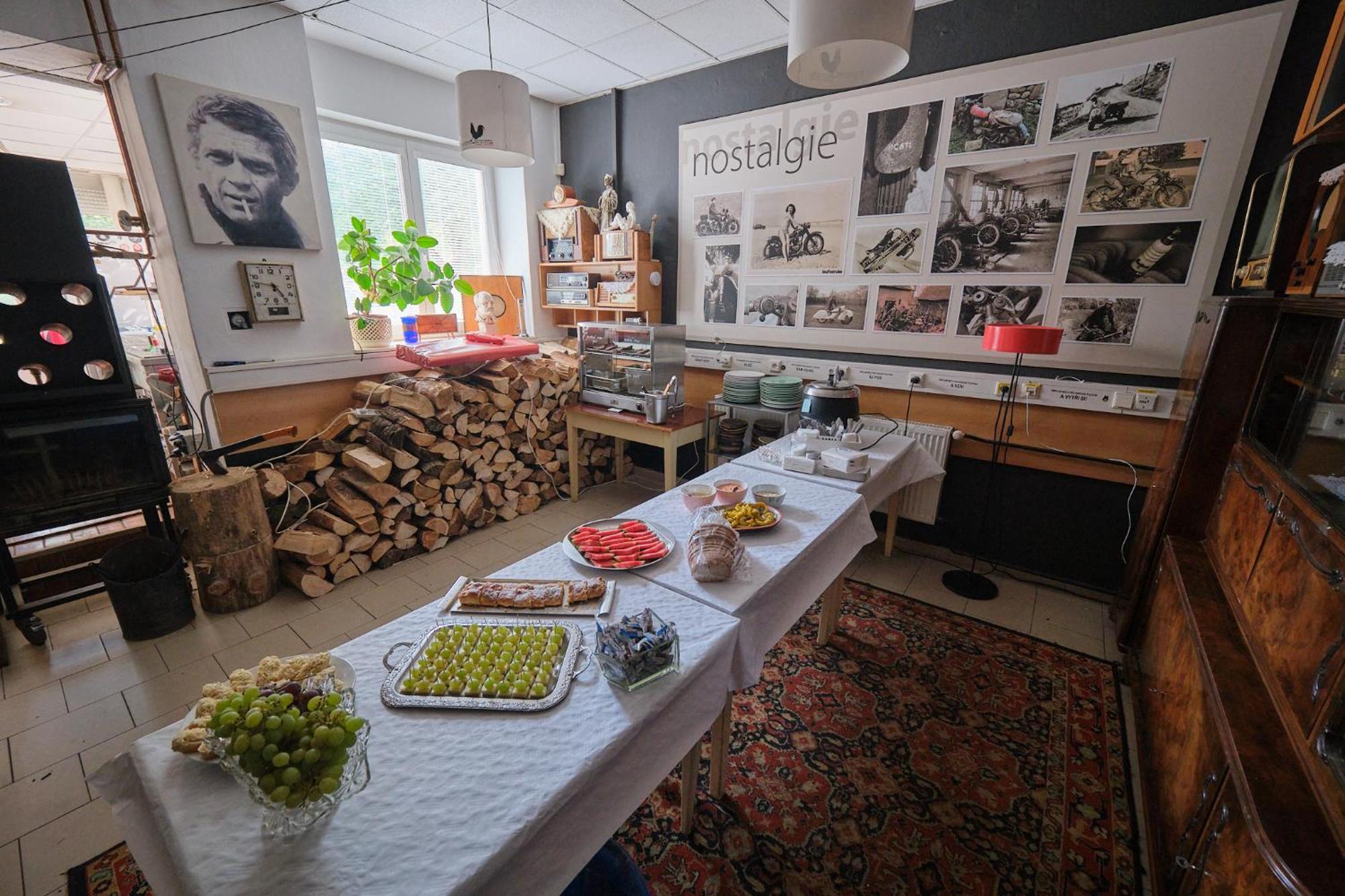 Hostel Doupe Humpolec Exteriör bild